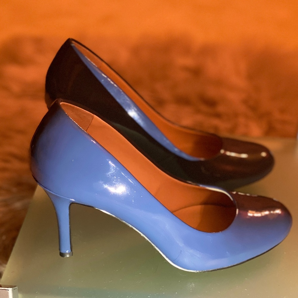 Nine West Blue Patent Leather Pump